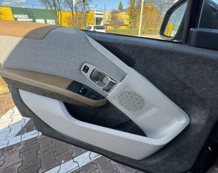 БМВ І3 2016 у Житомирі на Automoto.ua Білий БМВ І3, об'ємом двигуна 0 л та пробігом 130 тис. км за 11000 $, фото 9 на Automoto.ua