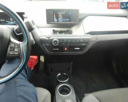 Белый БМВ И3, объемом двигателя 0.65 л и пробегом 59 тыс. км за 18887 $, фото 10 на Automoto.ua