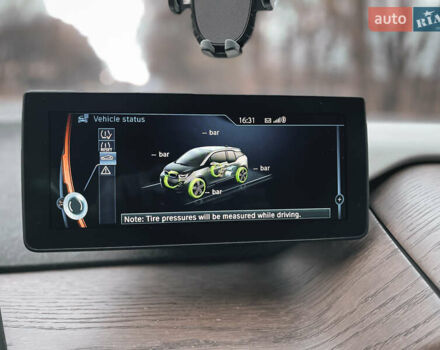 Белый БМВ И3, объемом двигателя 0 л и пробегом 90 тыс. км за 12500 $, фото 24 на Automoto.ua