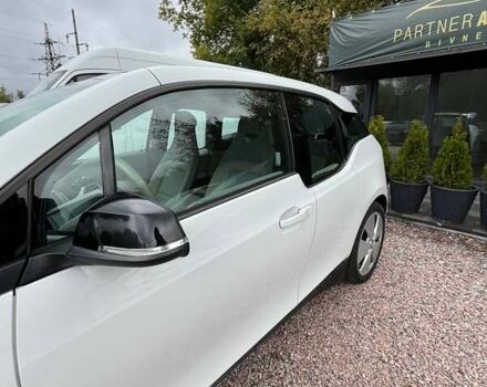Белый БМВ И3, объемом двигателя 0 л и пробегом 115 тыс. км за 10700 $, фото 3 на Automoto.ua
