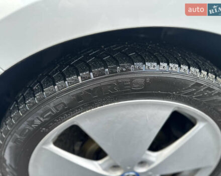 Белый БМВ И3, объемом двигателя 0 л и пробегом 98 тыс. км за 12200 $, фото 19 на Automoto.ua