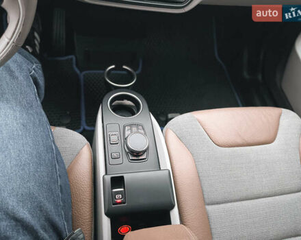 Белый БМВ И3, объемом двигателя 0 л и пробегом 90 тыс. км за 12500 $, фото 25 на Automoto.ua