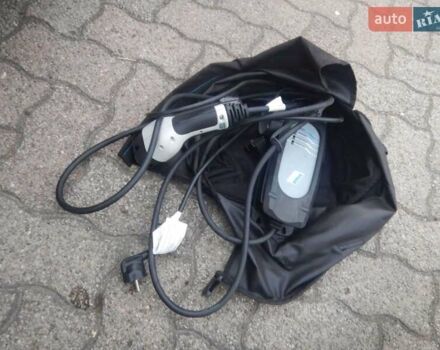 Белый БМВ И3, объемом двигателя 0.65 л и пробегом 59 тыс. км за 18887 $, фото 13 на Automoto.ua