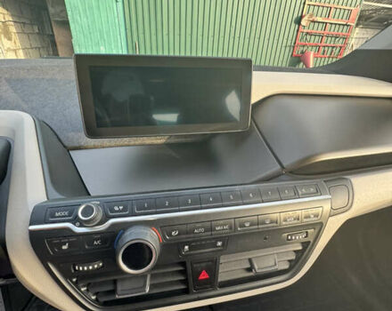 Белый БМВ И3, объемом двигателя 0 л и пробегом 106 тыс. км за 11500 $, фото 11 на Automoto.ua