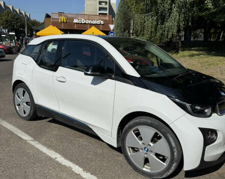Белый БМВ И3, объемом двигателя 0 л и пробегом 240 тыс. км за 14000 $, фото 1 на Automoto.ua