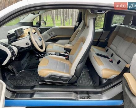 Белый БМВ И3, объемом двигателя 0 л и пробегом 67 тыс. км за 12450 $, фото 27 на Automoto.ua