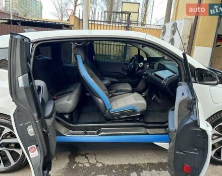 Белый БМВ И3, объемом двигателя 0.65 л и пробегом 220 тыс. км за 17000 $, фото 4 на Automoto.ua