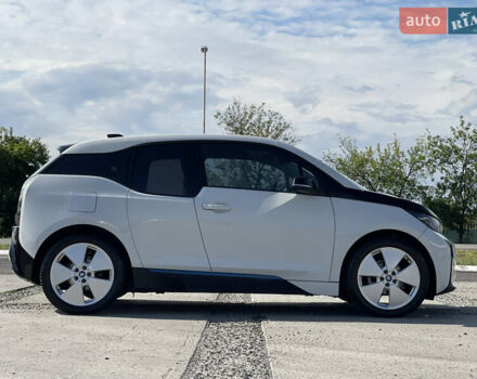 Белый БМВ И3, объемом двигателя 0 л и пробегом 29 тыс. км за 14800 $, фото 6 на Automoto.ua