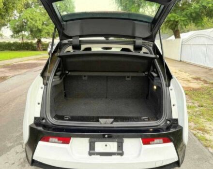 Белый БМВ И3, объемом двигателя 0 л и пробегом 59 тыс. км за 3900 $, фото 9 на Automoto.ua