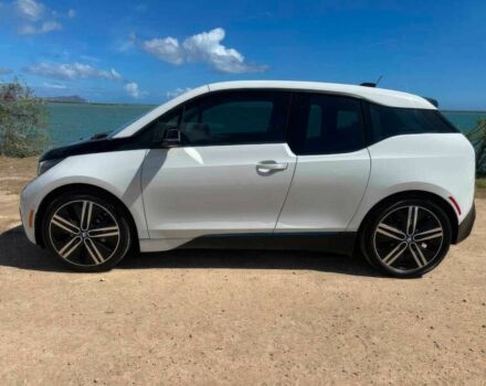 Білий БМВ І3, об'ємом двигуна 0.7 л та пробігом 70 тис. км за 14000 $, фото 5 на Automoto.ua