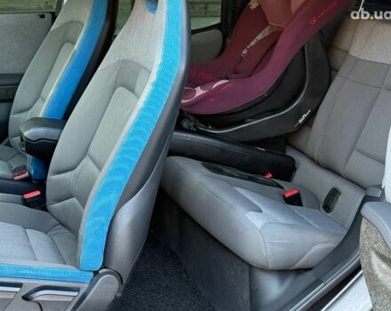 Білий БМВ І3, об'ємом двигуна 0 л та пробігом 123 тис. км за 12990 $, фото 16 на Automoto.ua