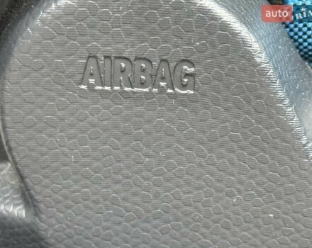 Белый БМВ И3, объемом двигателя 0 л и пробегом 58 тыс. км за 13750 $, фото 58 на Automoto.ua