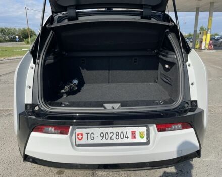 Белый БМВ И3, объемом двигателя 0 л и пробегом 29 тыс. км за 13999 $, фото 10 на Automoto.ua