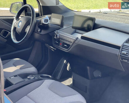 Белый БМВ И3, объемом двигателя 0 л и пробегом 29 тыс. км за 14800 $, фото 32 на Automoto.ua