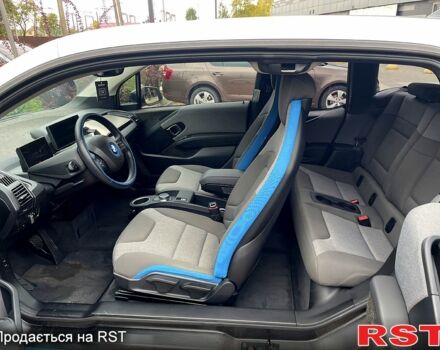 Белый БМВ И3, объемом двигателя 0.13 л и пробегом 30 тыс. км за 13333 $, фото 6 на Automoto.ua