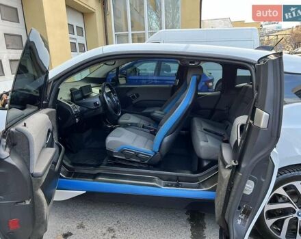 Белый БМВ И3, объемом двигателя 0.65 л и пробегом 220 тыс. км за 17000 $, фото 1 на Automoto.ua