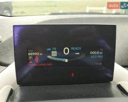 Белый БМВ И3, объемом двигателя 0.7 л и пробегом 150 тыс. км за 2550 $, фото 10 на Automoto.ua