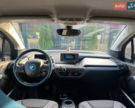 Білий БМВ І3, об'ємом двигуна 0 л та пробігом 148 тис. км за 12800 $, фото 17 на Automoto.ua