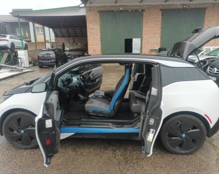 Белый БМВ И3, объемом двигателя 0 л и пробегом 108 тыс. км за 17900 $, фото 7 на Automoto.ua