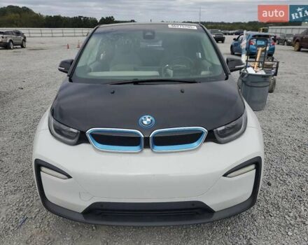 Белый БМВ И3, объемом двигателя 0.7 л и пробегом 150 тыс. км за 2550 $, фото 1 на Automoto.ua