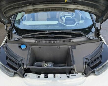 Білий БМВ І3, об'ємом двигуна 0 л та пробігом 34 тис. км за 9500 $, фото 19 на Automoto.ua