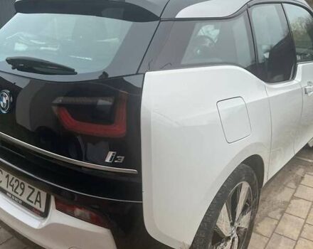 Белый БМВ И3, объемом двигателя 0 л и пробегом 68 тыс. км за 15000 $, фото 1 на Automoto.ua