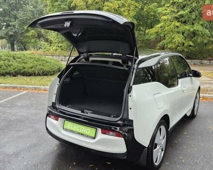 Белый БМВ И3, объемом двигателя 0 л и пробегом 92 тыс. км за 16000 $, фото 9 на Automoto.ua