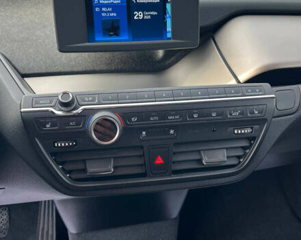Білий БМВ І3, об'ємом двигуна 0 л та пробігом 31 тис. км за 19900 $, фото 28 на Automoto.ua