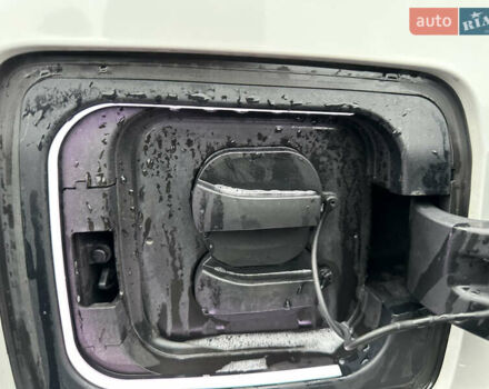 Белый БМВ И3, объемом двигателя 0 л и пробегом 44 тыс. км за 16702 $, фото 19 на Automoto.ua