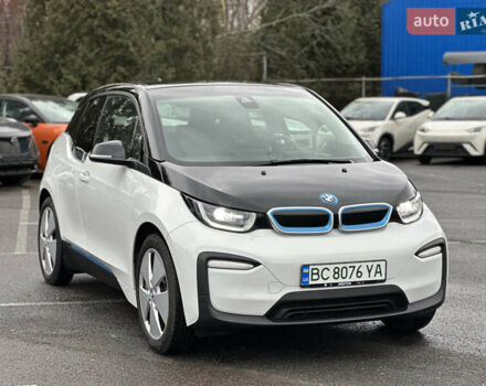 Белый БМВ И3, объемом двигателя 0 л и пробегом 44 тыс. км за 16702 $, фото 3 на Automoto.ua