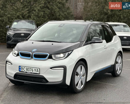 Белый БМВ И3, объемом двигателя 0 л и пробегом 44 тыс. км за 16702 $, фото 1 на Automoto.ua