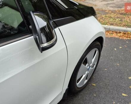 Белый БМВ И3, объемом двигателя 0 л и пробегом 92 тыс. км за 16000 $, фото 12 на Automoto.ua