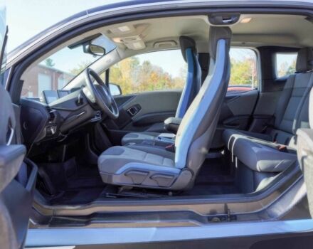 Белый БМВ И3, объемом двигателя 0 л и пробегом 17 тыс. км за 7000 $, фото 9 на Automoto.ua