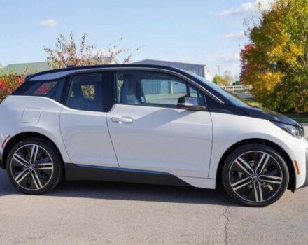 Белый БМВ И3, объемом двигателя 0 л и пробегом 17 тыс. км за 7000 $, фото 3 на Automoto.ua