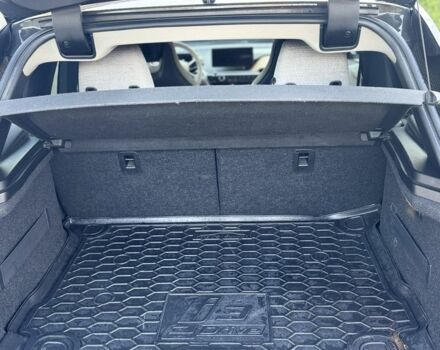 Белый БМВ И3, объемом двигателя 0 л и пробегом 110 тыс. км за 9100 $, фото 8 на Automoto.ua