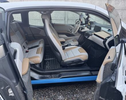 Белый БМВ И3, объемом двигателя 0 л и пробегом 110 тыс. км за 9100 $, фото 1 на Automoto.ua