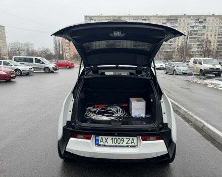 Белый БМВ И3, объемом двигателя 0 л и пробегом 110 тыс. км за 9000 $, фото 5 на Automoto.ua