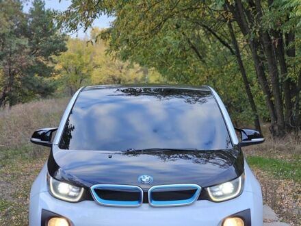 БМВ И3 2014 в Днепре (Днепропетровске) на Automoto.ua Белый БМВ И3, объемом двигателя 0 л и пробегом 145 тыс. км за 9200 $, фото 1 на Automoto.ua