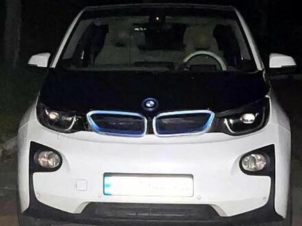 Белый БМВ И3, объемом двигателя 0 л и пробегом 226 тыс. км за 6500 $, фото 1 на Automoto.ua