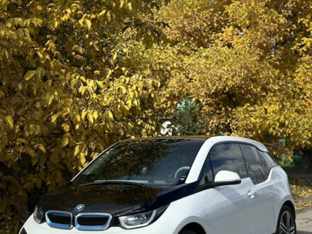 Белый БМВ И3, объемом двигателя 0 л и пробегом 130 тыс. км за 10500 $, фото 1 на Automoto.ua