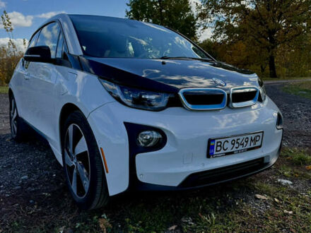 БМВ И3 2016 в Львове на Automoto.ua Белый БМВ И3, объемом двигателя 0.65 л и пробегом 69 тыс. км за 12999 $, фото 1 на Automoto.ua