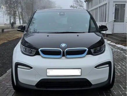БМВ І3 2021 у Петропавлівська Борщагівка на Automoto.ua Білий БМВ І3, об'ємом двигуна 0 л та пробігом 39 тис. км за 20499 $, фото 1 на Automoto.ua