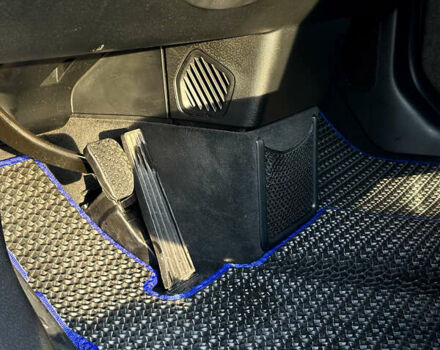 Бежевый БМВ И3, объемом двигателя 0 л и пробегом 140 тыс. км за 8350 $, фото 21 на Automoto.ua