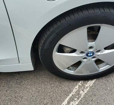 Бежевый БМВ И3, объемом двигателя 0.7 л и пробегом 77 тыс. км за 13600 $, фото 14 на Automoto.ua