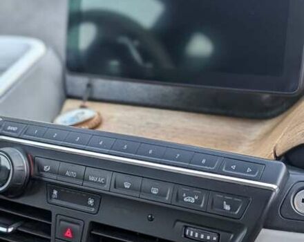 Черный БМВ И3, объемом двигателя 0.65 л и пробегом 151 тыс. км за 10000 $, фото 5 на Automoto.ua