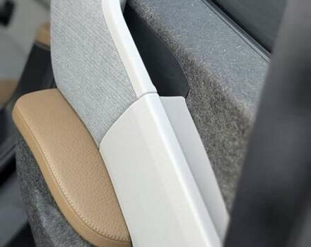 Черный БМВ И3, объемом двигателя 0.65 л и пробегом 151 тыс. км за 10000 $, фото 32 на Automoto.ua