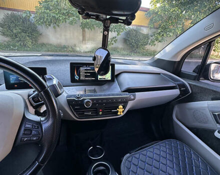 БМВ И3 2014 в Киеве на Automoto.ua Черный БМВ И3, объемом двигателя 0 л и пробегом 161 тыс. км за 11000 $, фото 14 на Automoto.ua