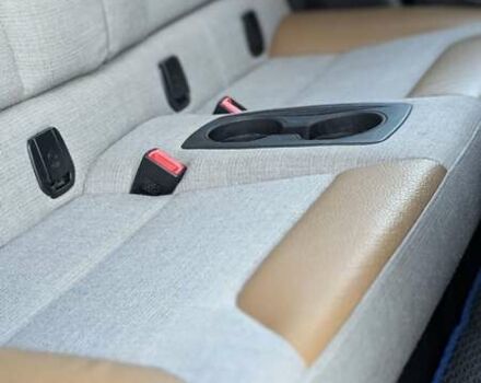 Черный БМВ И3, объемом двигателя 0.65 л и пробегом 151 тыс. км за 10000 $, фото 17 на Automoto.ua