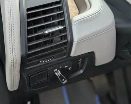 Черный БМВ И3, объемом двигателя 0.65 л и пробегом 151 тыс. км за 10000 $, фото 38 на Automoto.ua