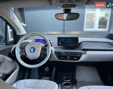 Черный БМВ И3, объемом двигателя 0.65 л и пробегом 117 тыс. км за 10950 $, фото 2 на Automoto.ua